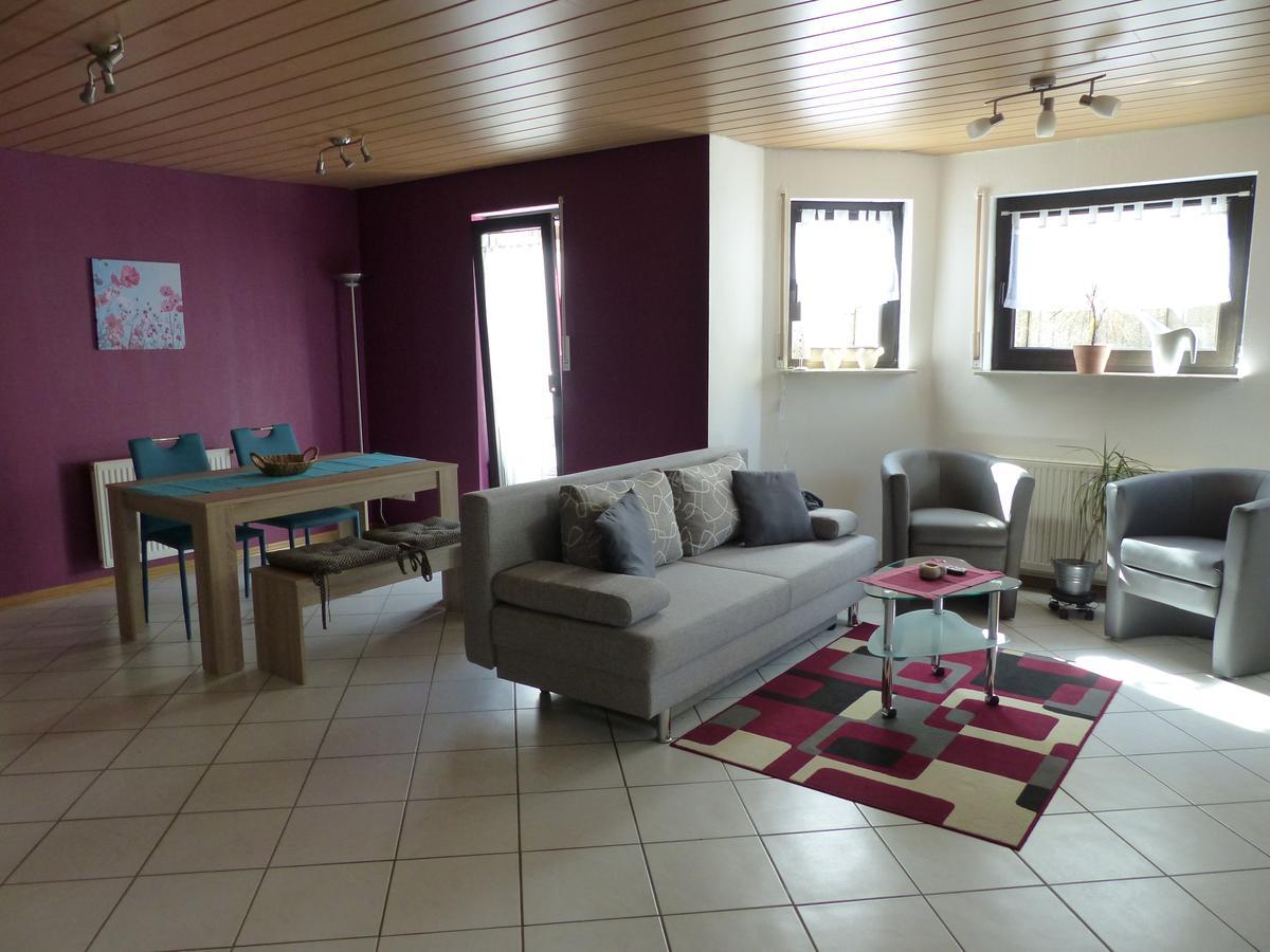 Anja'S Ferienwohnung Alken Exteriör bild